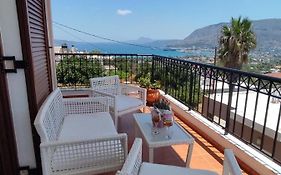 Chrisa's Beautiful Apartment Chania